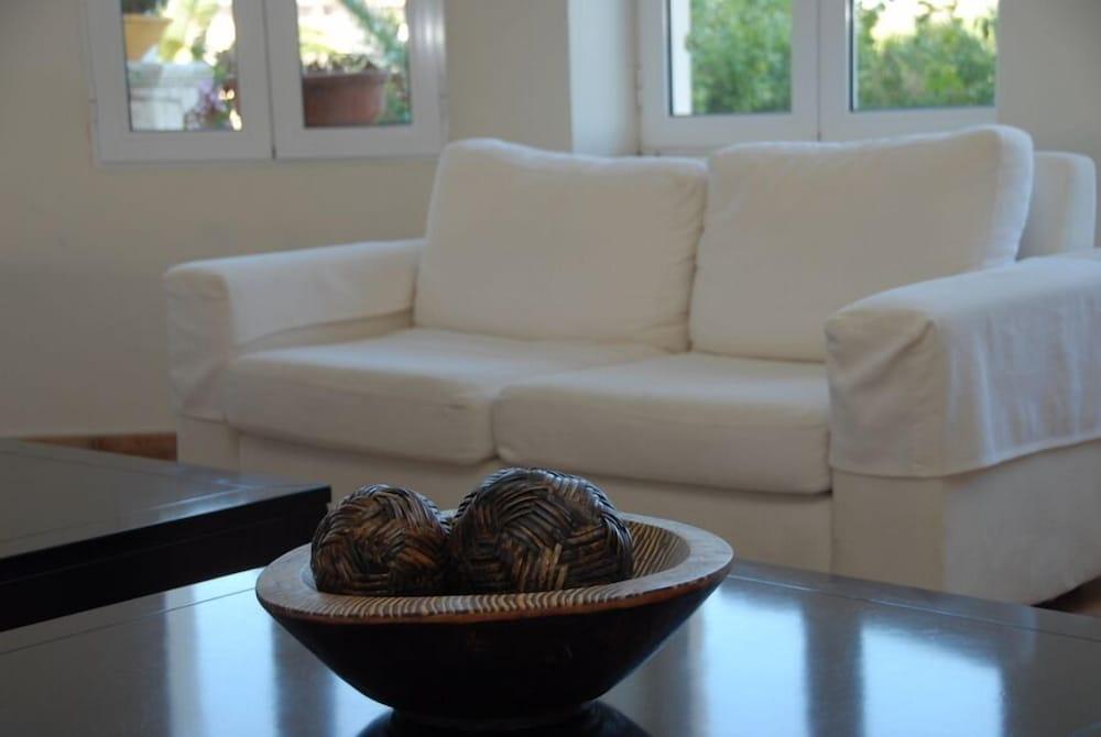Bitzaro Grande & Hotel 3*