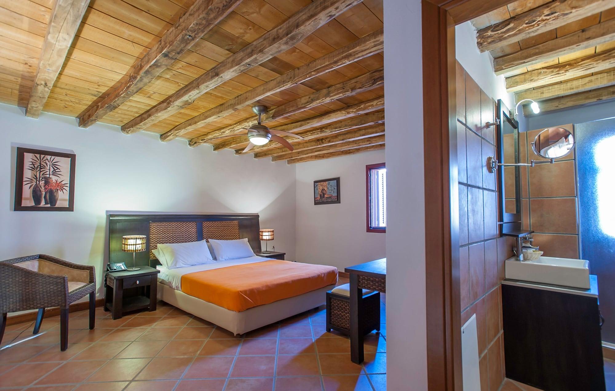 Hotel The Residences 4*