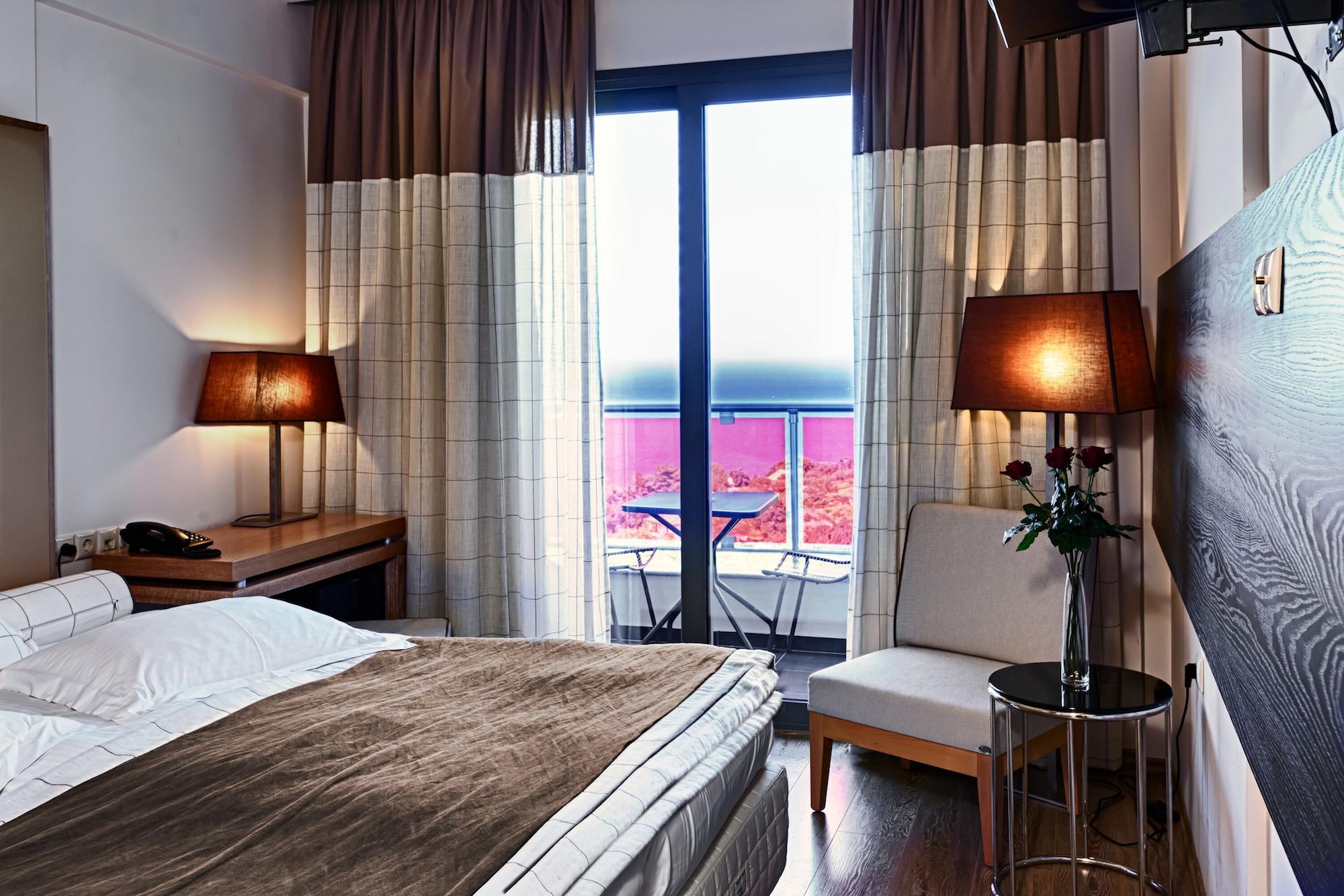 Olympus Thea Boutique 4*