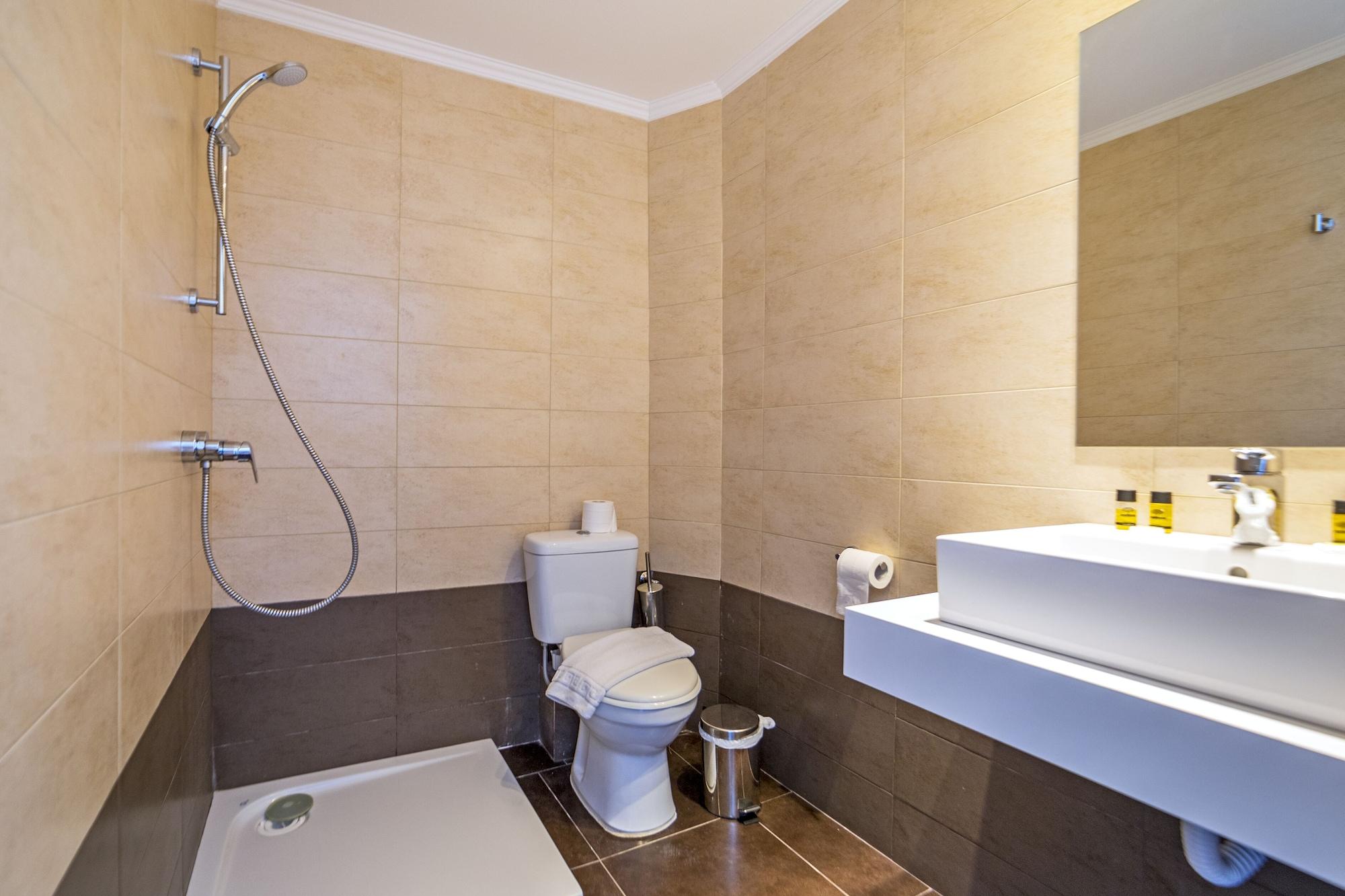 White Olive Premium Cameo Hotel 4*