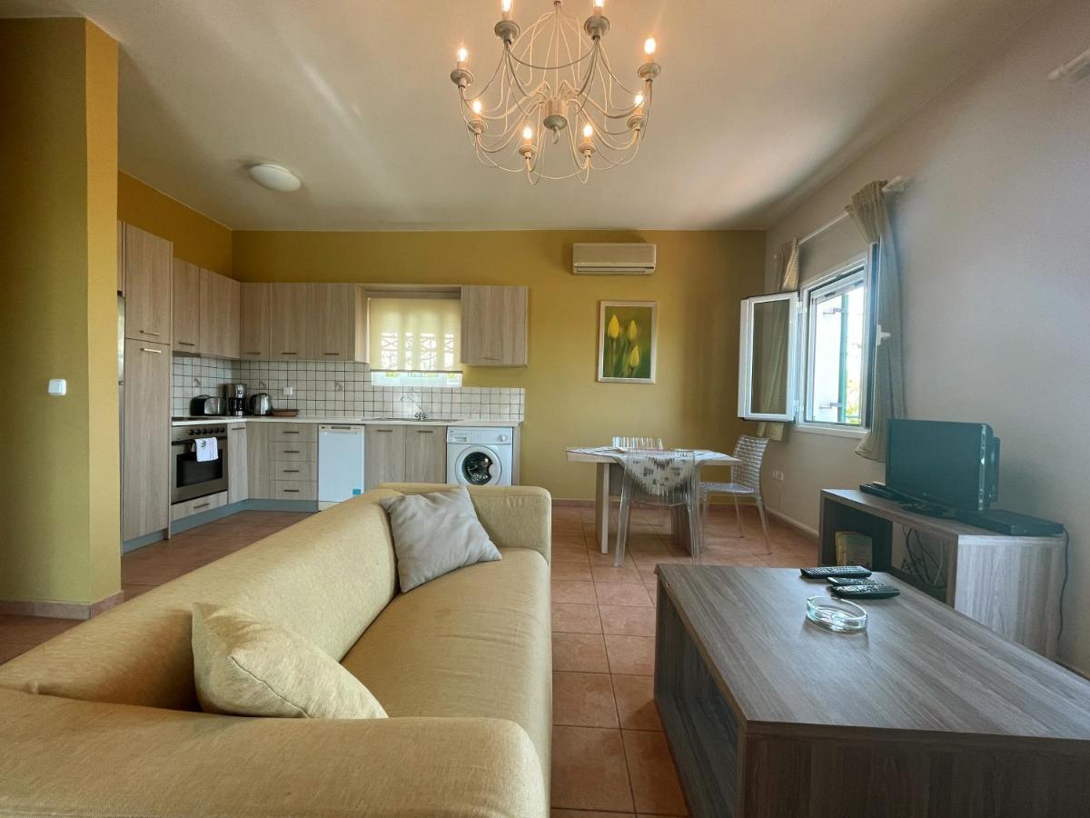 Trapezaki Villas Holiday home