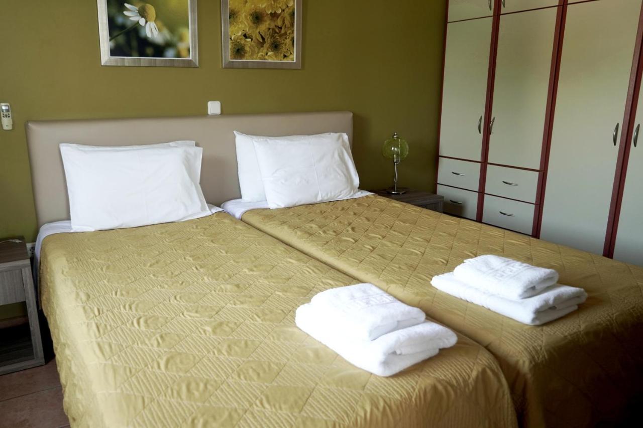 Trapezaki Villas Holiday home *
