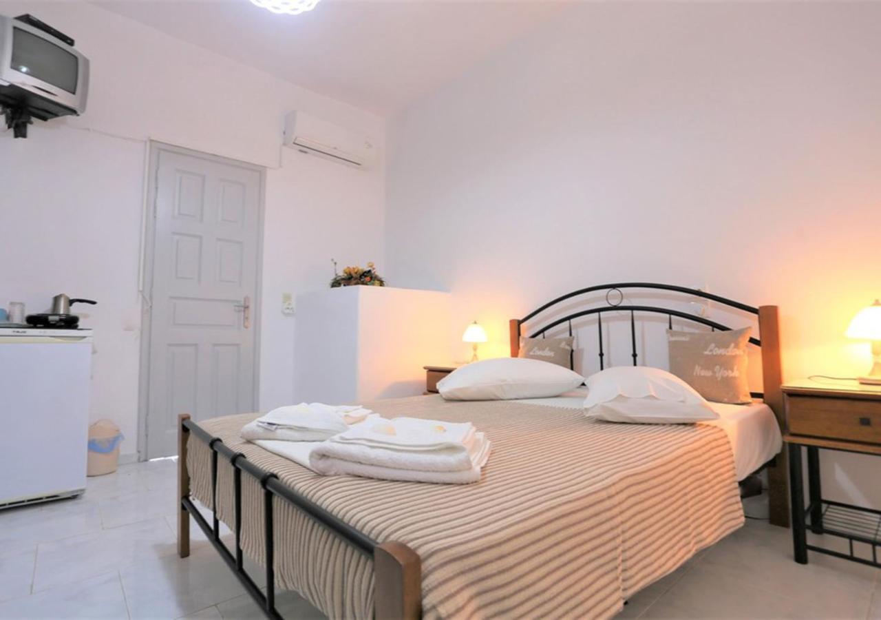 Guest house Xrissi Ammos Agia Kiriaki Beach (Milos)