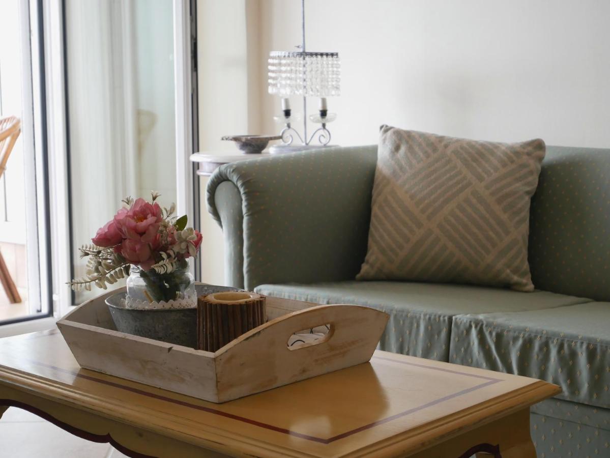 Sunset Apartment Menidion