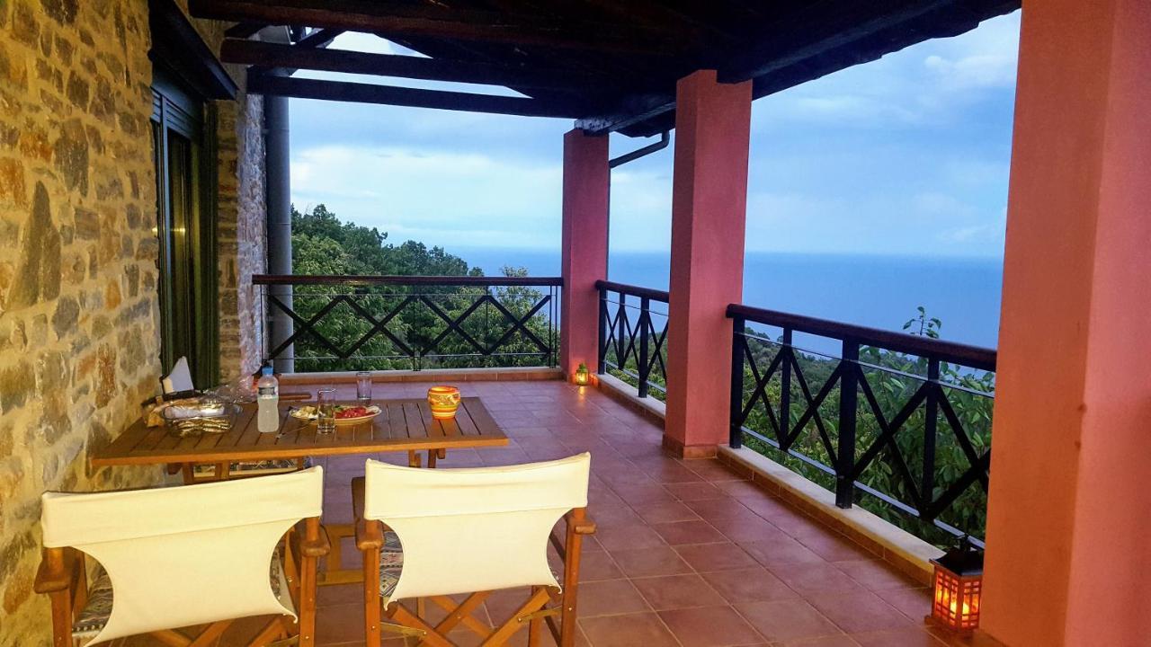 Villa Sklithro In The Heart Of The Forest With Magnificent View Of The Sea Just 10 Minutes From It *
