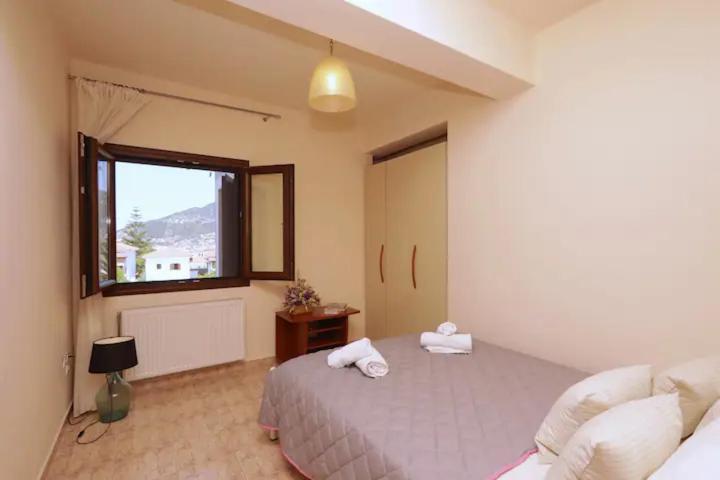 Chara's Lux Apartment Skopelos Town