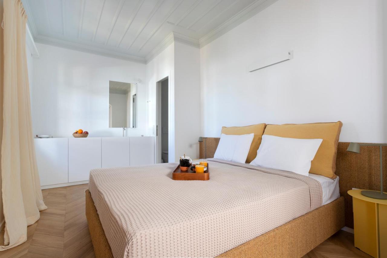 Niriides Guest house *