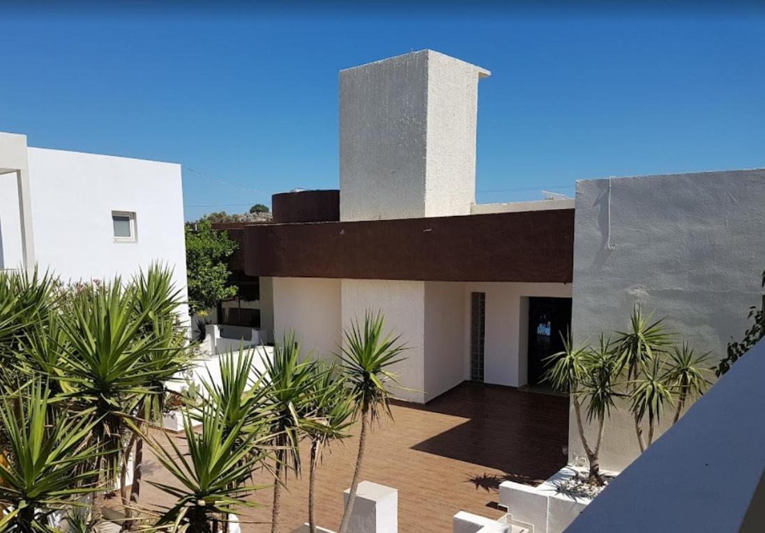 Anavadia Hotel