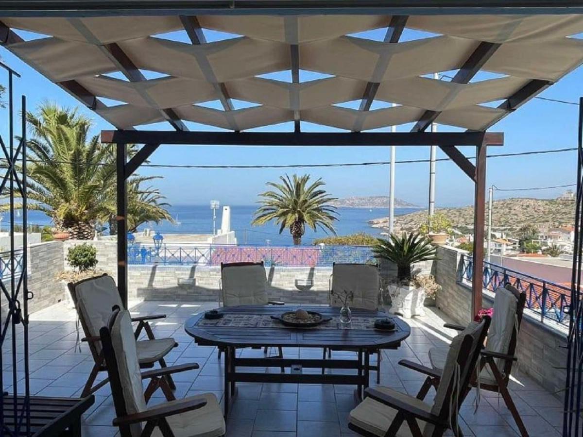 Blue & White Maisonette Over The Sea Near Sounio Holiday home *