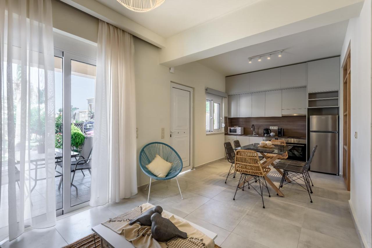 Villa Azure Beach Villas *