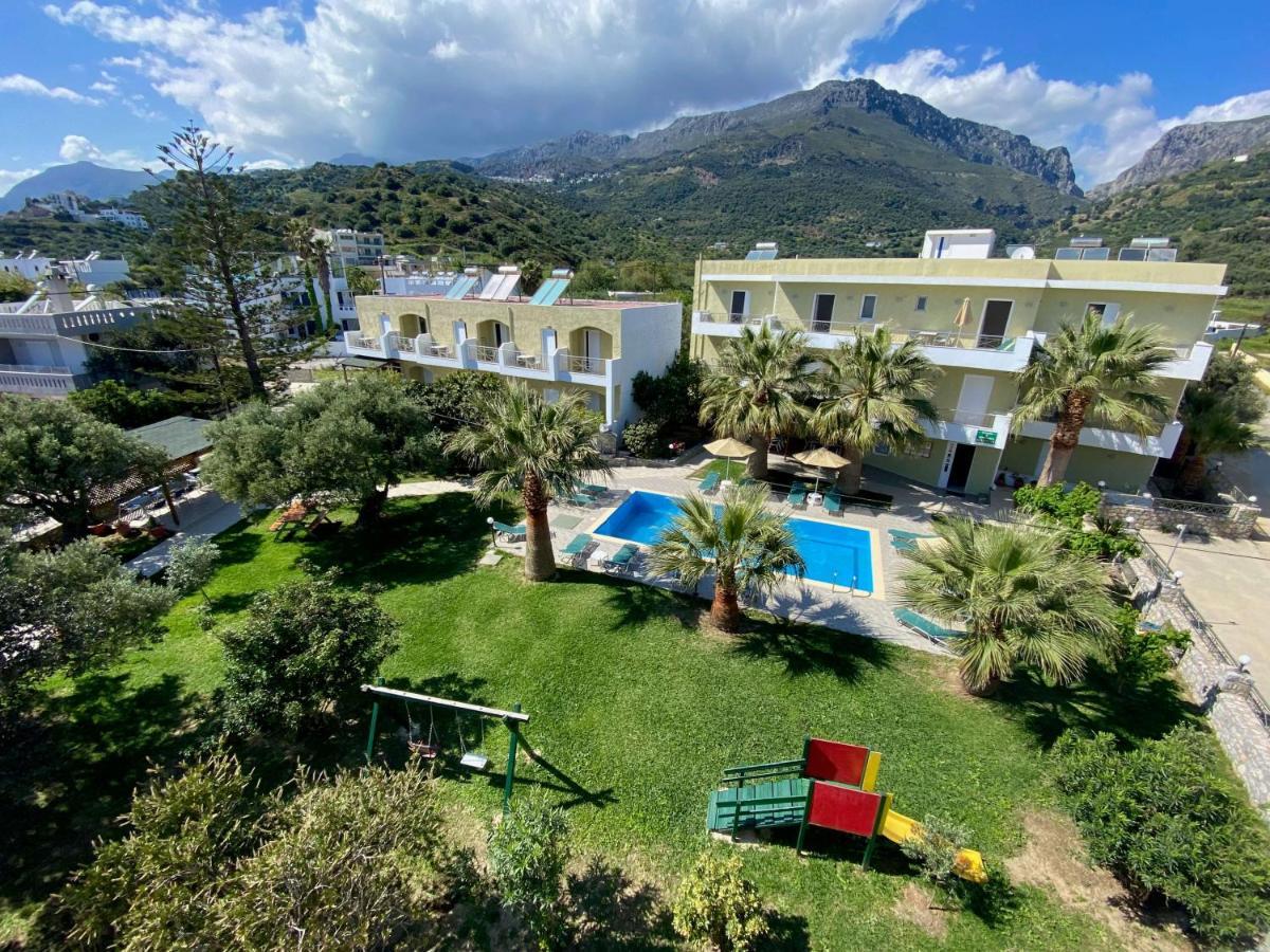Aparthotel Manolis