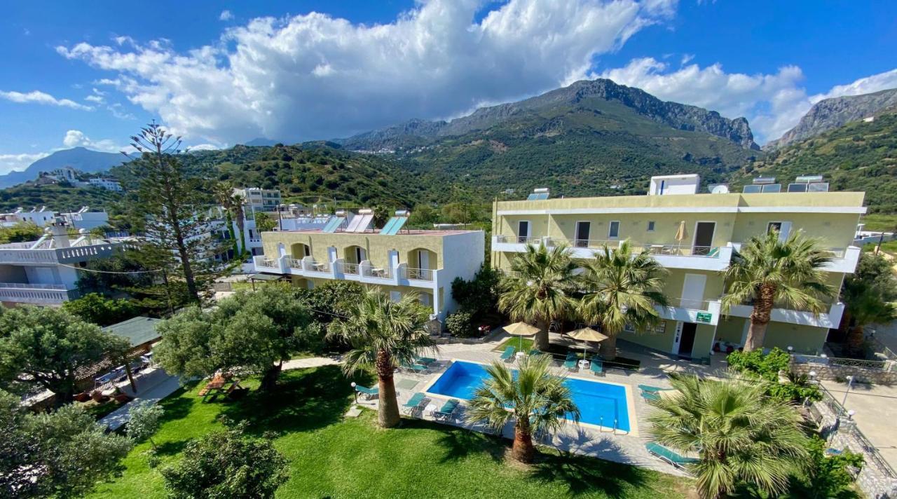 Aparthotel Manolis