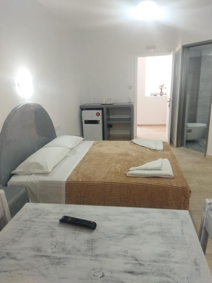 Ira Aparthotel