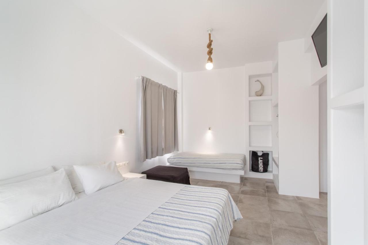Irini Naousa (Paros)