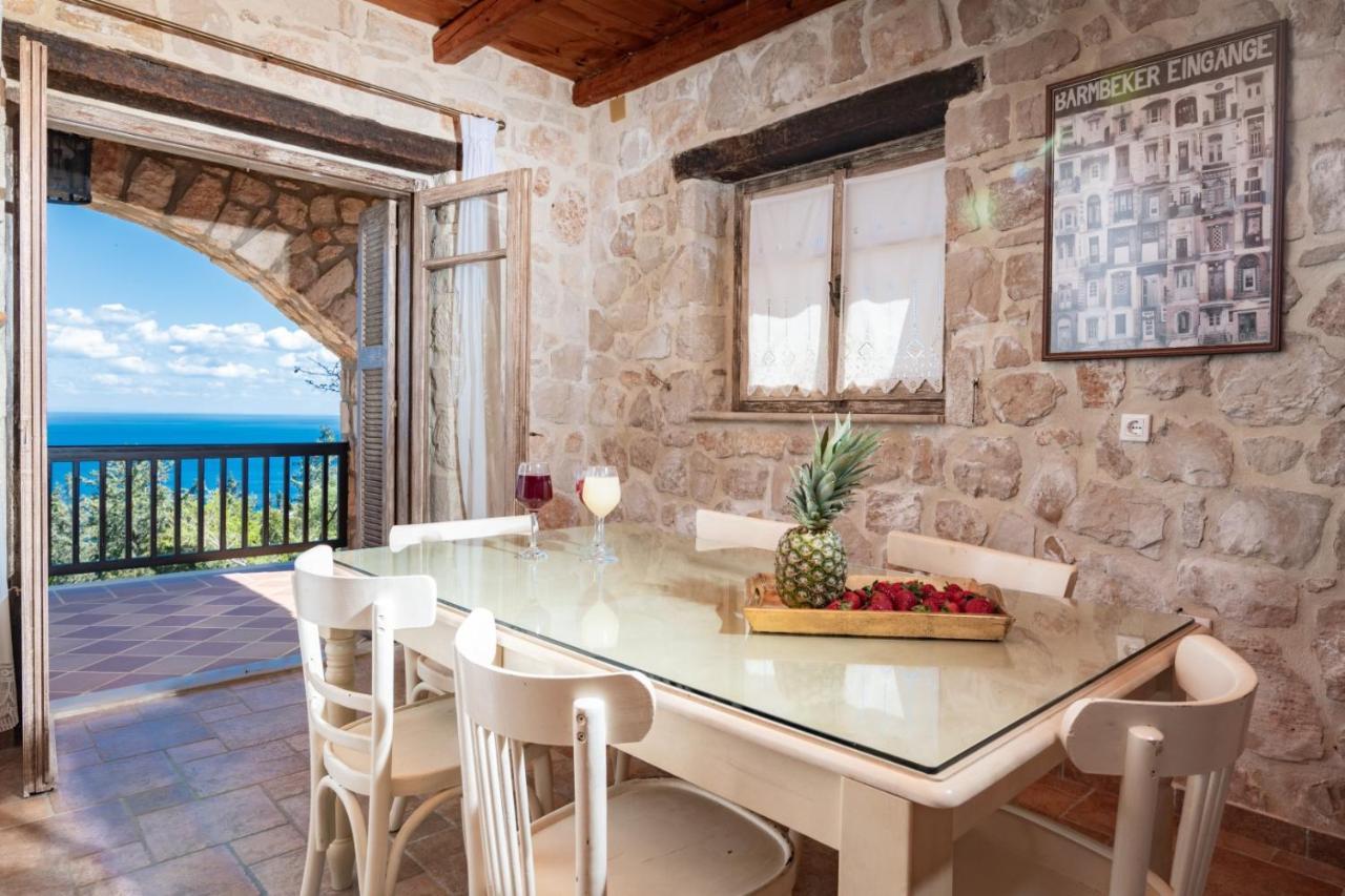 Holiday home Strofilia Authentic