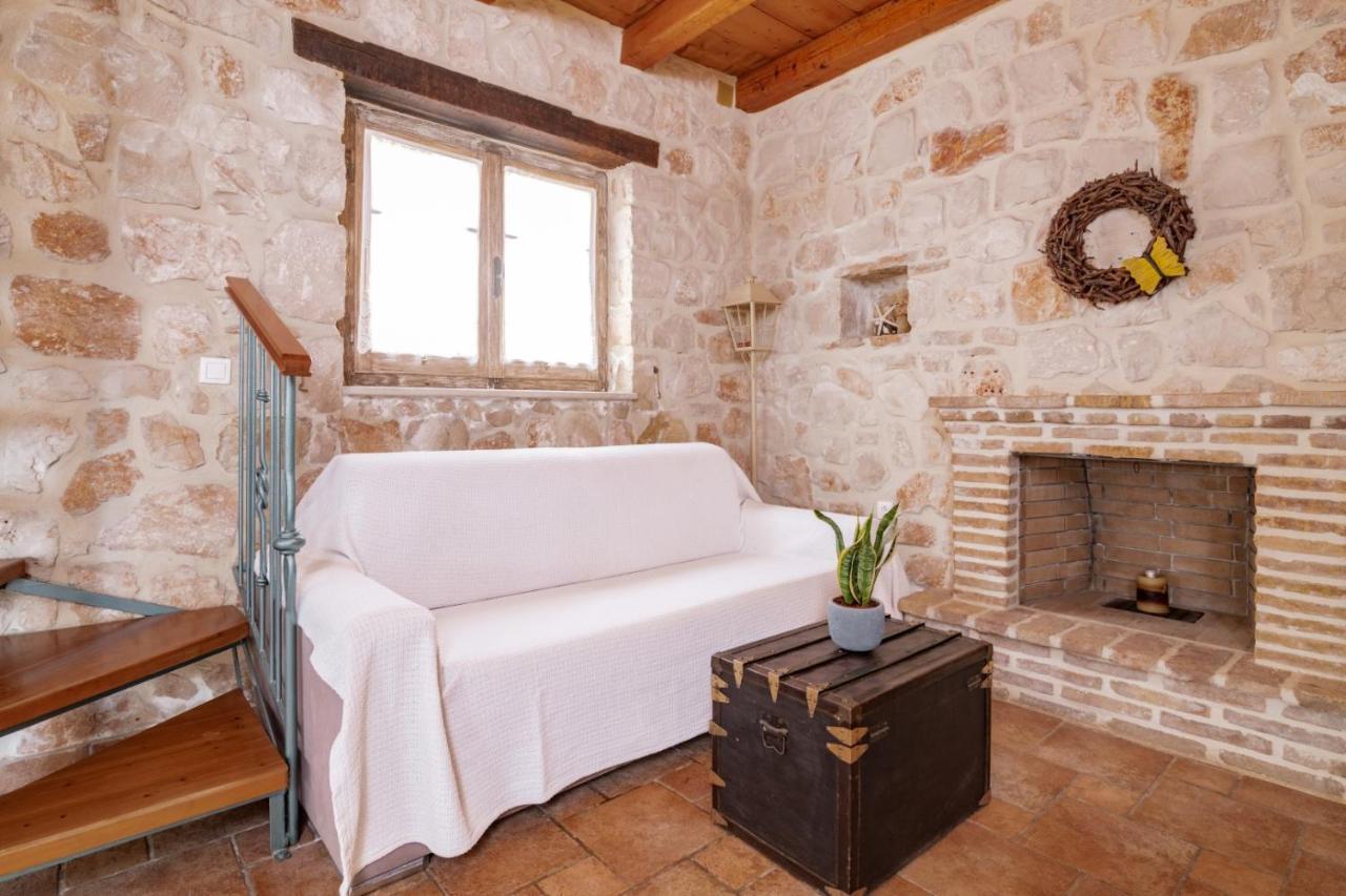 Strofilia Authentic Holiday home *