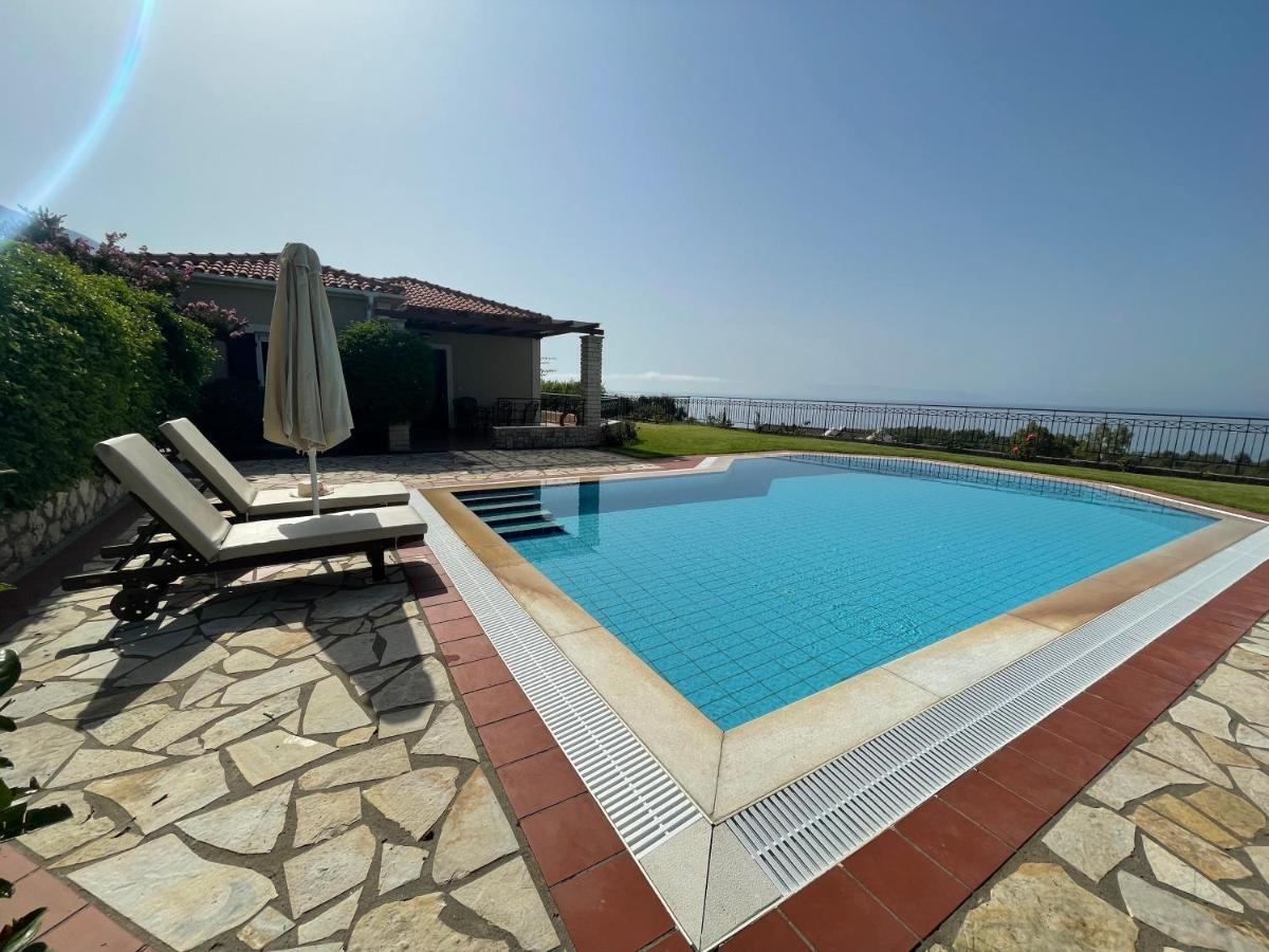 Trapezaki Villas Holiday home