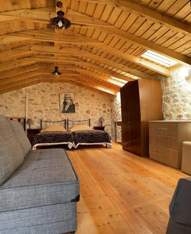 Casa Petra - Stone Country house Argassi