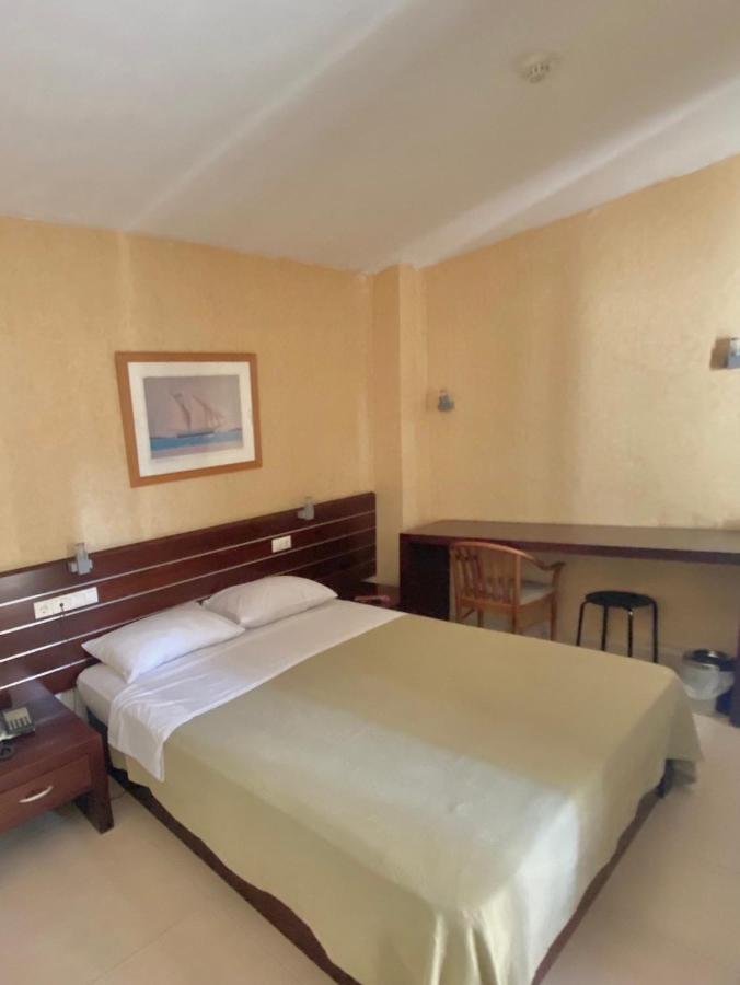 Saint George Hotel 4*