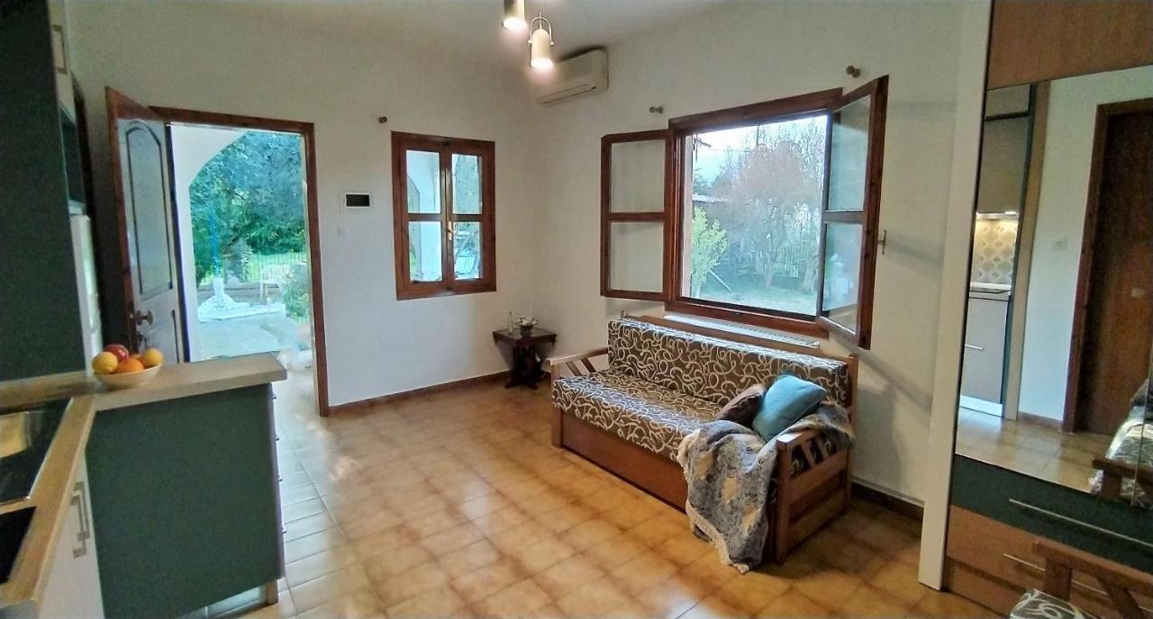 Garden Valentina Holiday home Stavros (Thessaloniki)