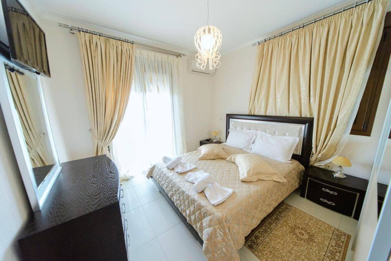 Villas * Hanioti