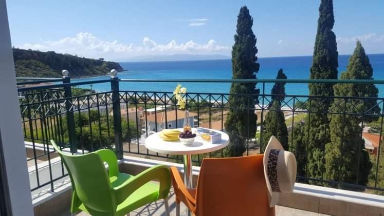Apartment Miloni Lourdata (Kefalonia)