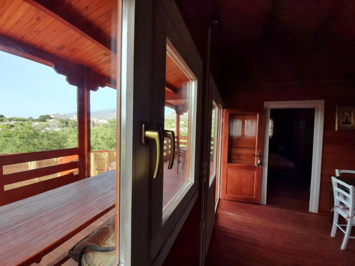 Evenos Of 3 Bedrooms - Irida Of 2 Bedrooms With Private Pools Holiday home *