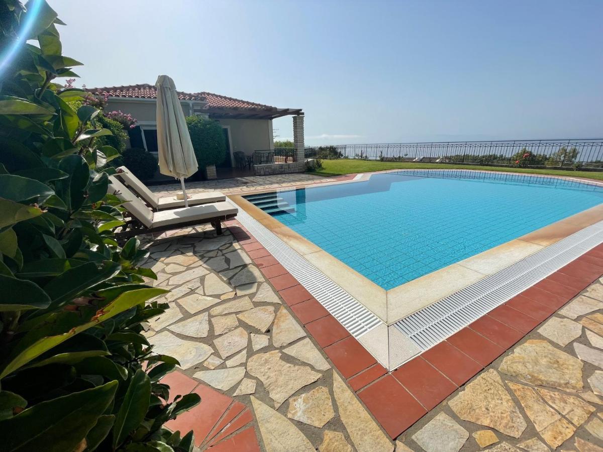 Trapezaki Villas Holiday home