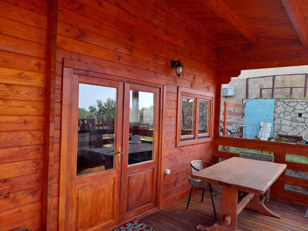 Evenos Of 3 Bedrooms - Irida Of 2 Bedrooms With Private Pools Holiday home *