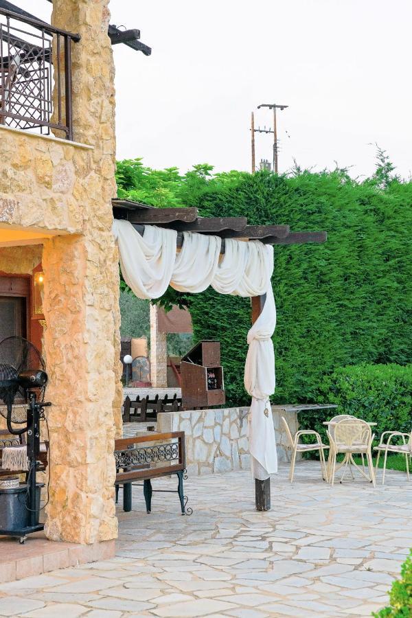 Villa Mariellie Nea Peramos (Macedonia)