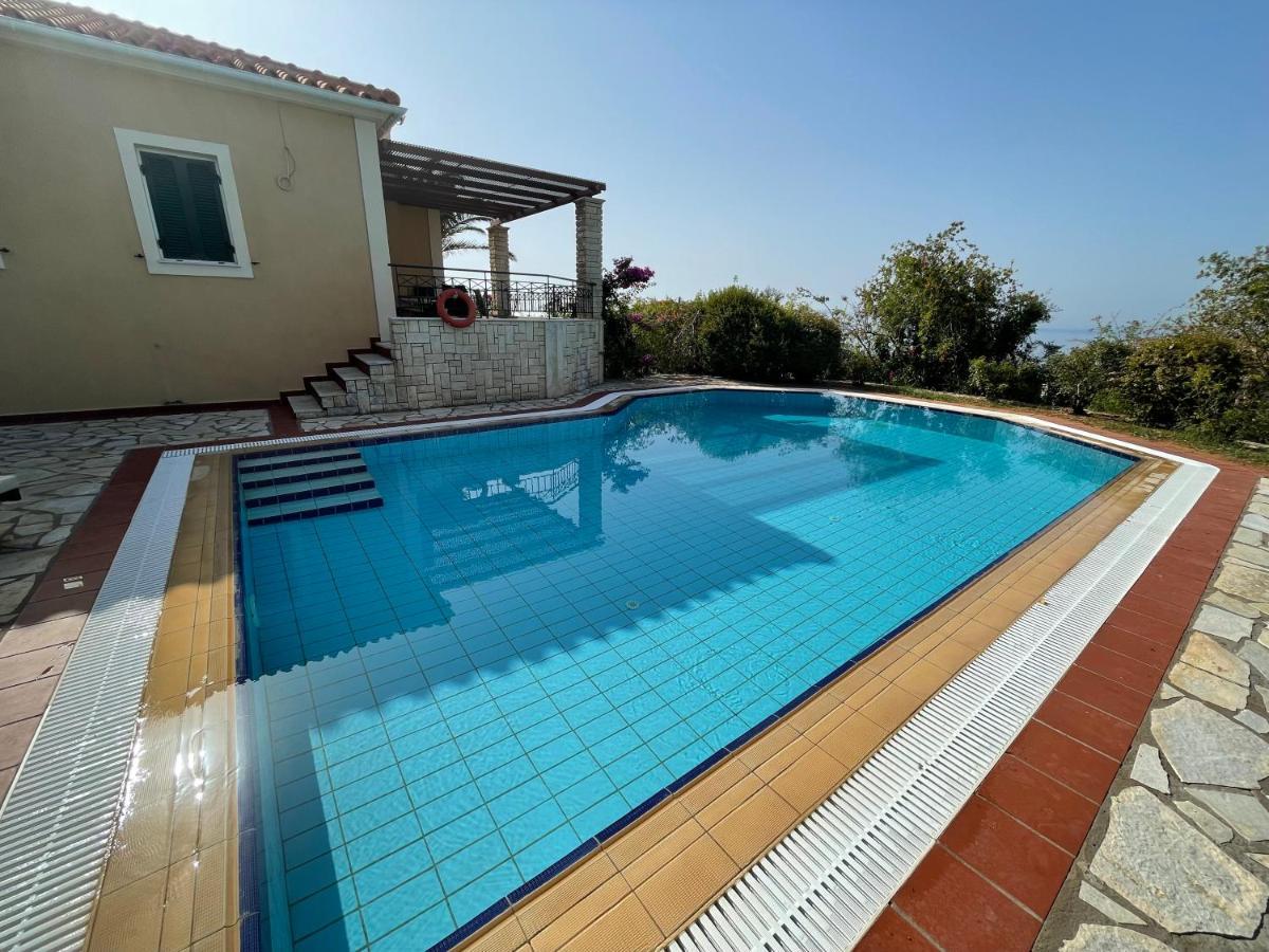 Trapezaki Villas * Trapezaki (Kefalonia)