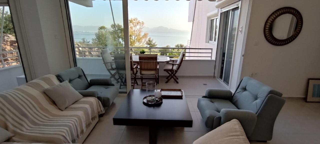 Apartment Atlas By Sea