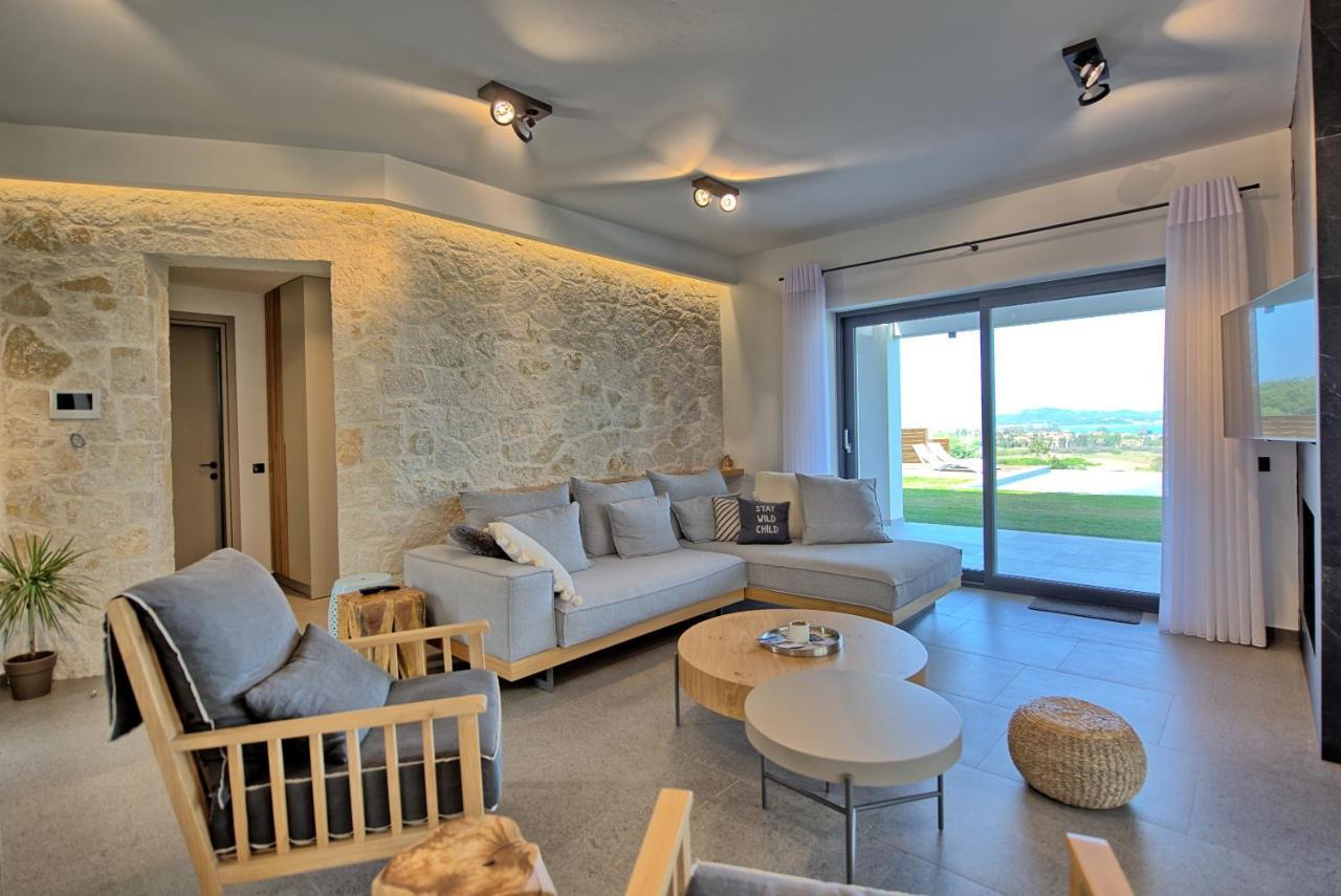 Villa Luxury Ebellina By Posarellivillas Acharavi (Corfu)