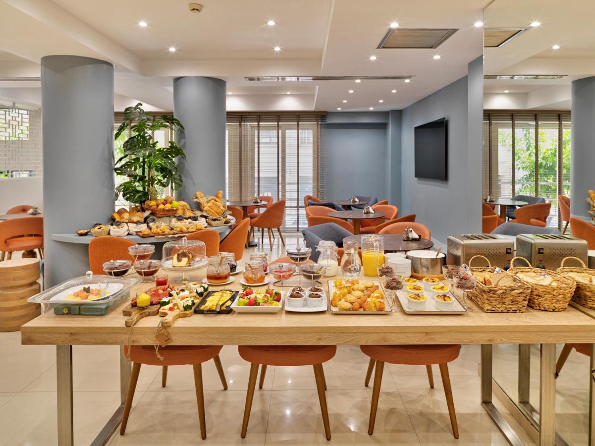 Phidias Hotel