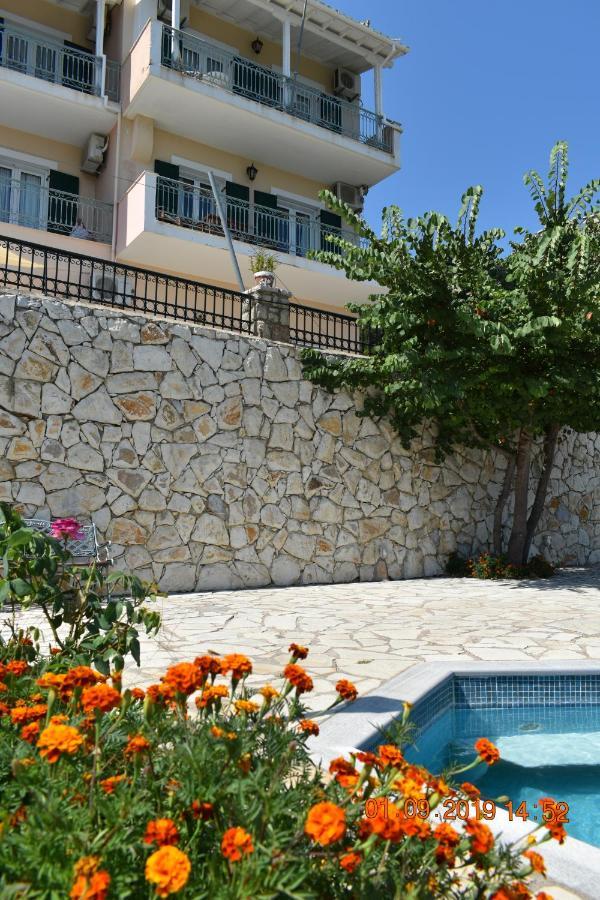 Estate Dafnopanagia Magda * Karia (Lefkada)