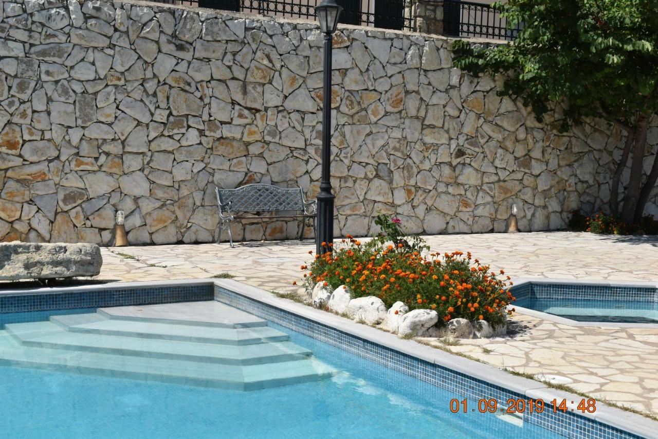 Villa Estate Dafnopanagia Magda *