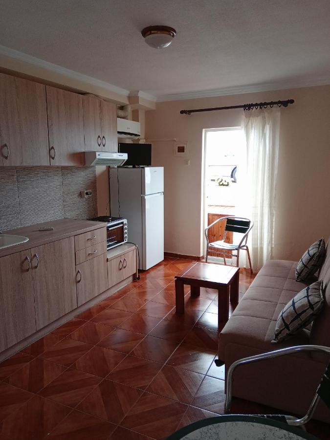 Apartment Fafalios *