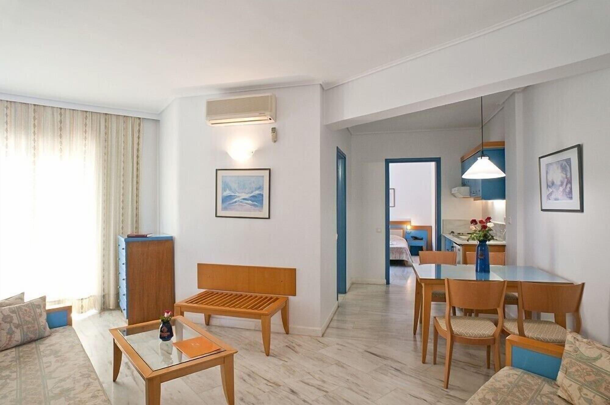 Chrispy Resort, 4*
