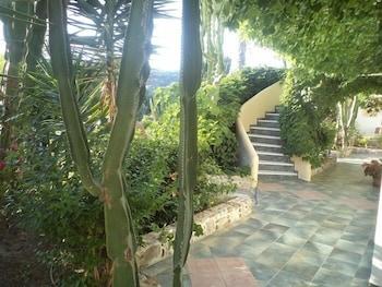 Afentoulis Studios Apartment *