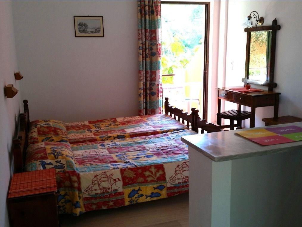 Aparthotel Sofia Mpoukaris