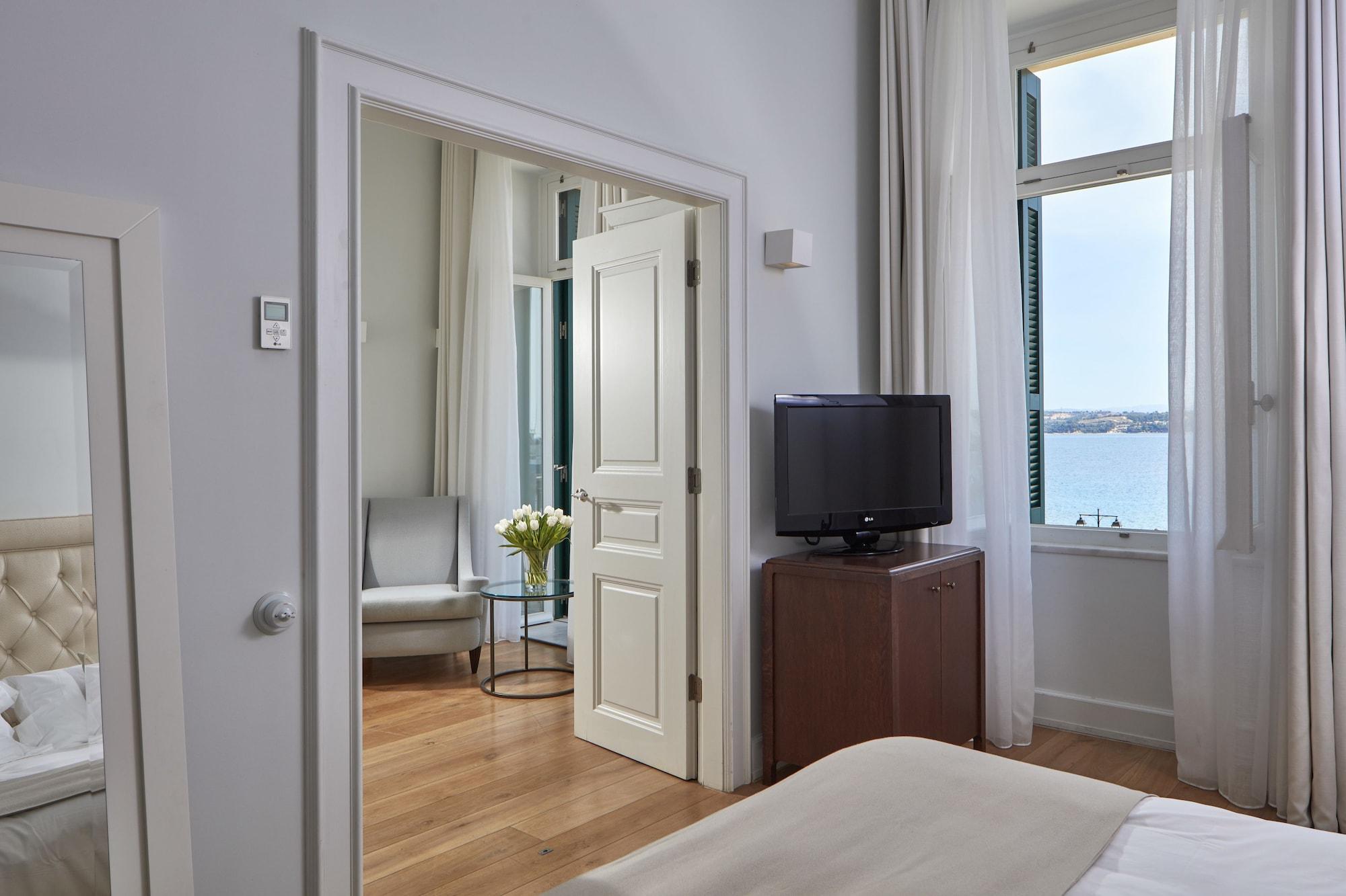 Poseidonion Grand Spetses Town
