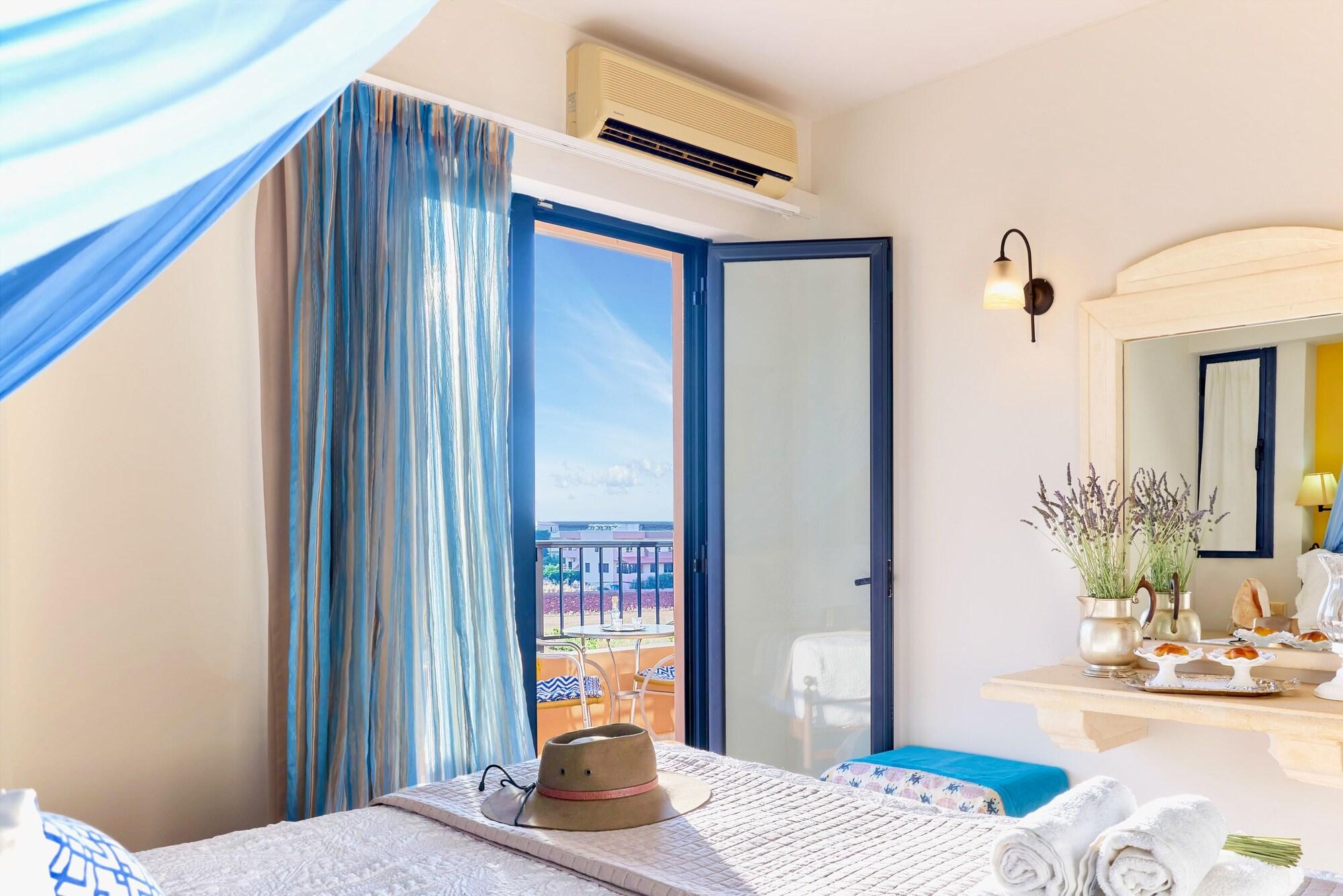 Aparthotel Golden Bay 3*