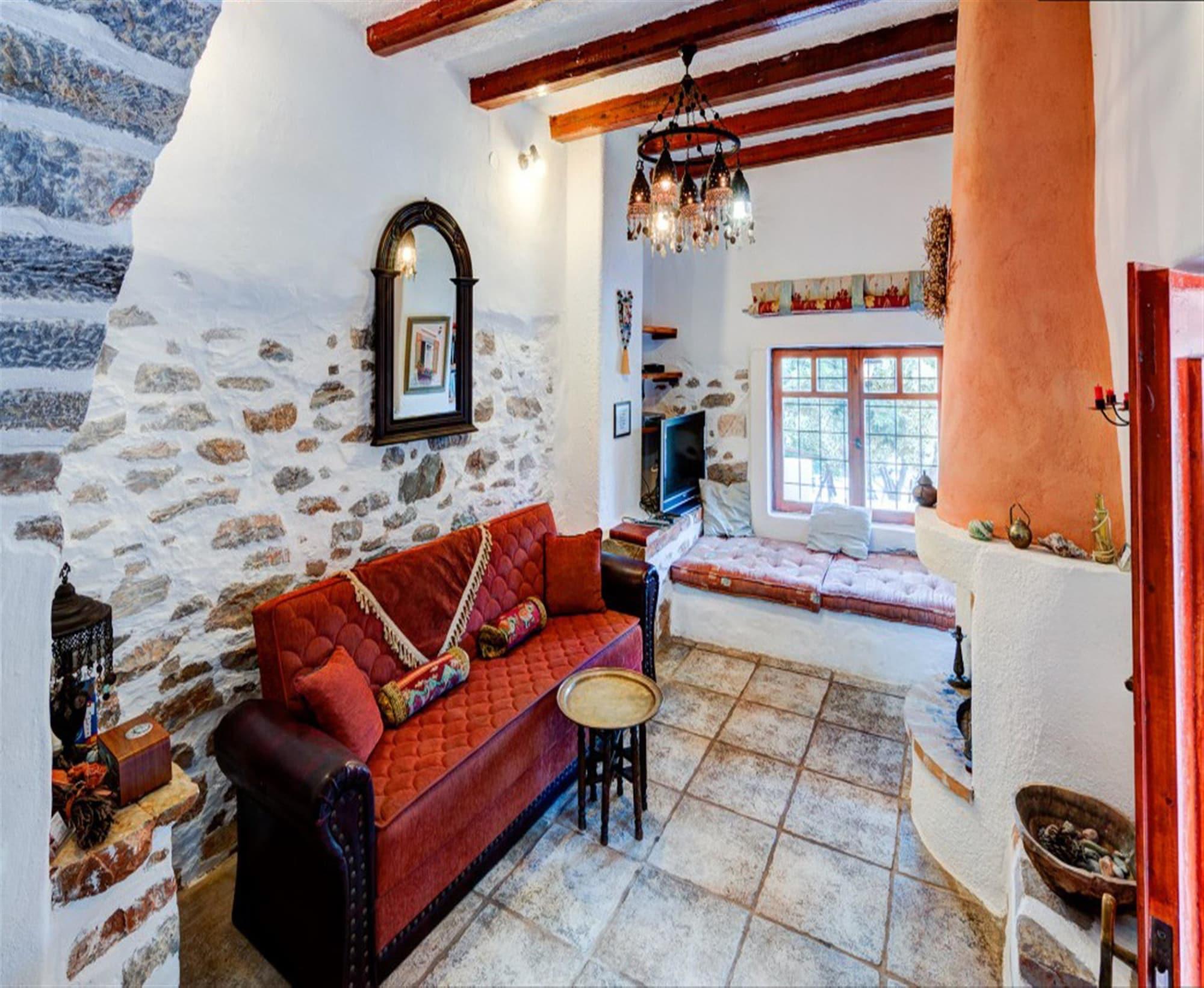 Almond Tree Hotel 3*