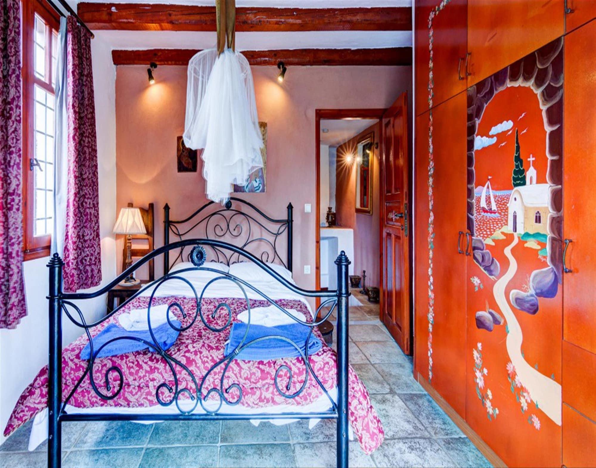 Hotel Almond Tree 3*