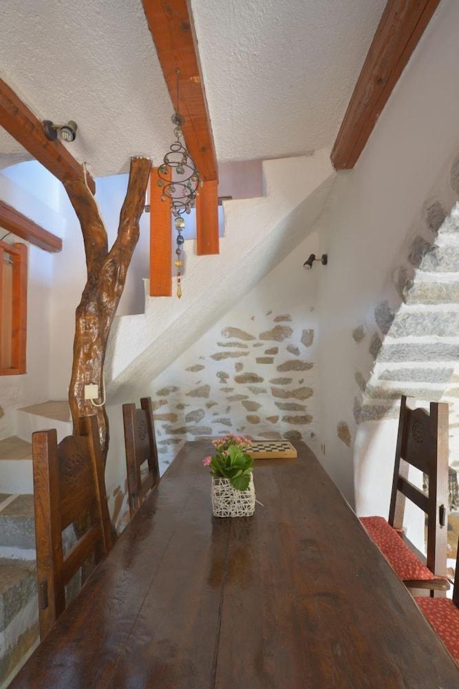 Almond Tree Hotel