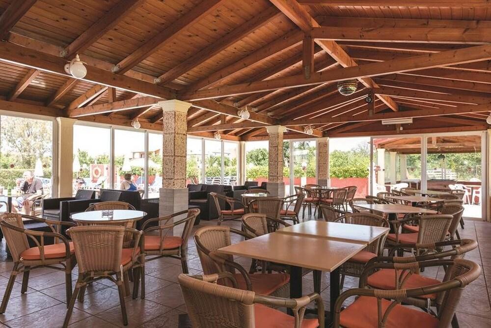Eriva By Hotelius Aparthotel Acharavi (Corfu)