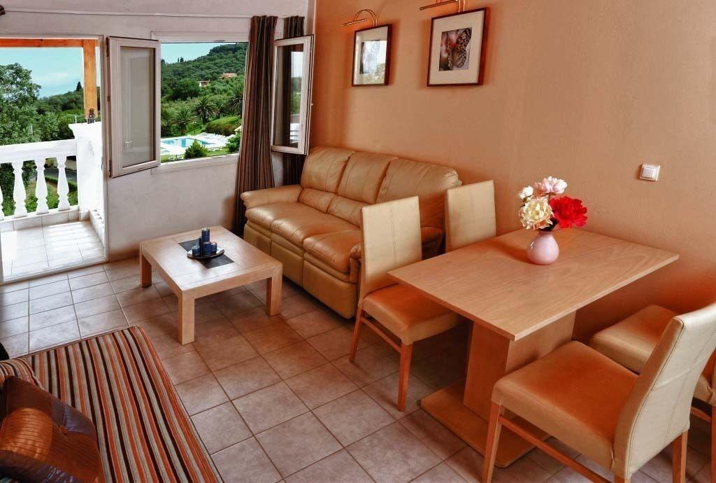 Rebecca's Village 4* Karousades (Esperies)