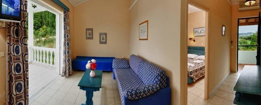Rebecca's Village Hotel 4*