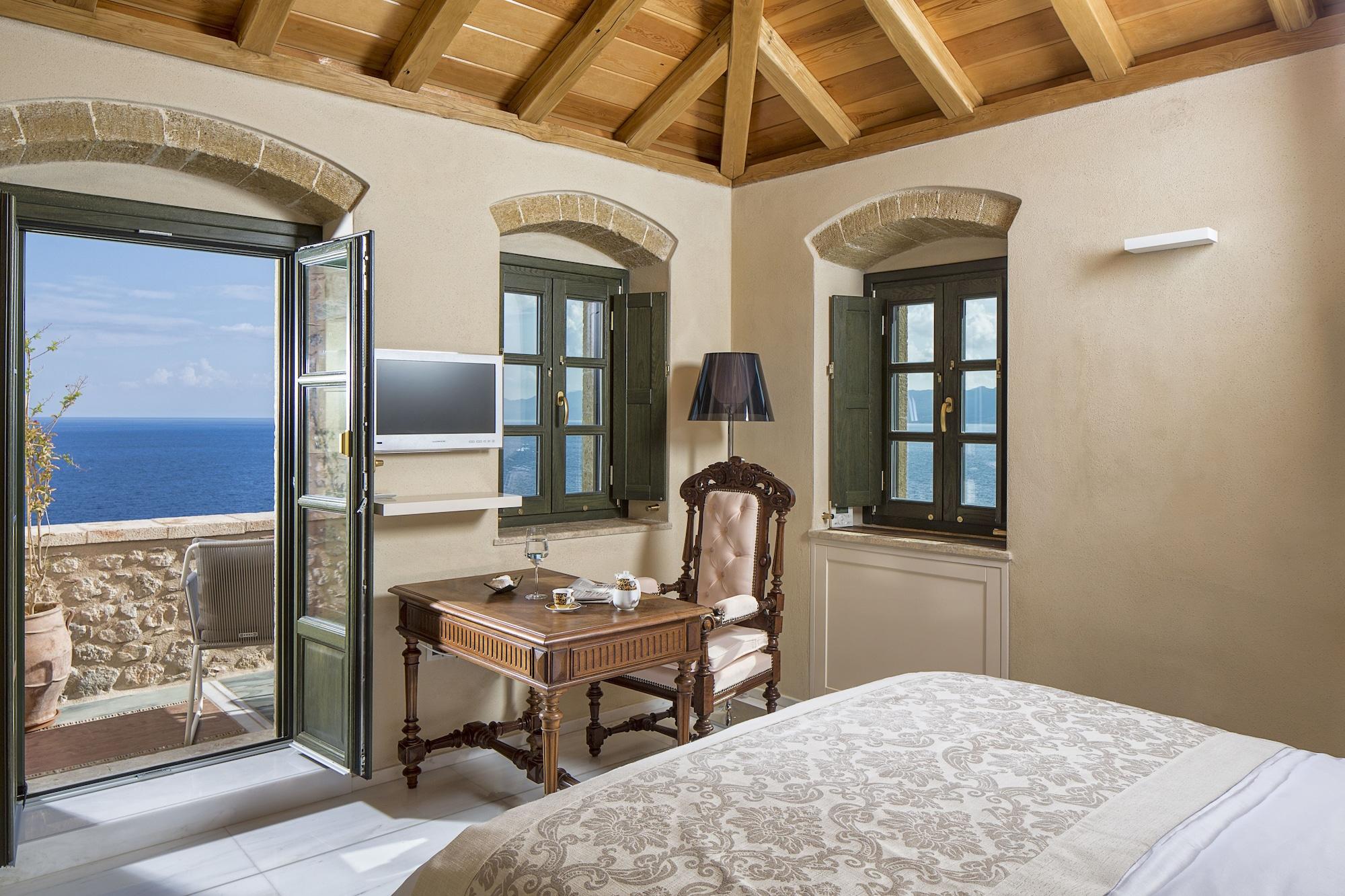 Moni Emvasis Luxury Monemvasia