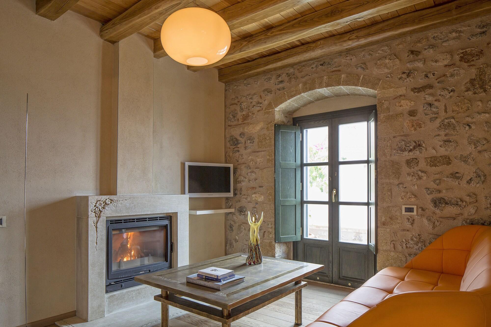 Hotel Moni Emvasis Luxury Monemvasia